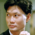 美女扒开尿口让男人舔